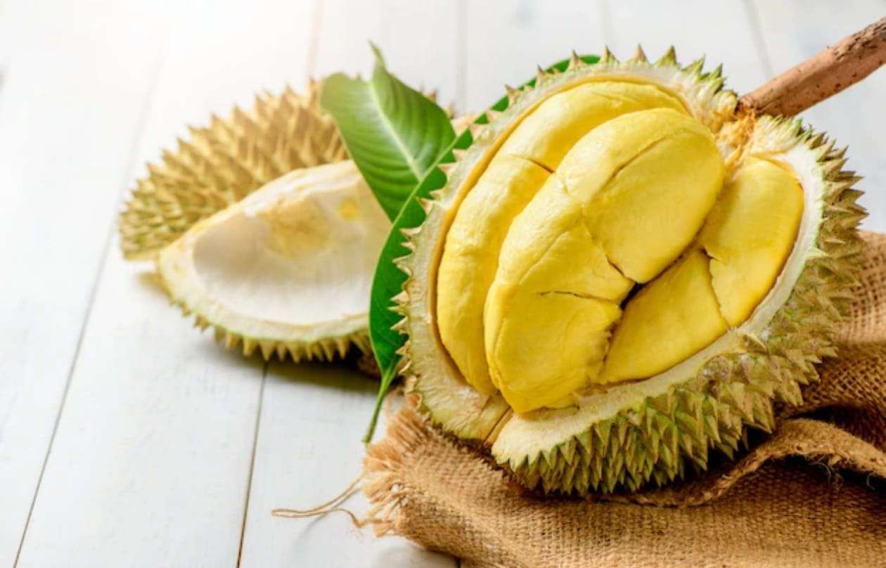 Durian Berlebih: Dampak dan Cara Mengelolanya dengan Bijak