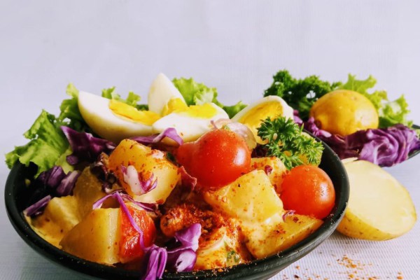 salad-kentang-vegan-resep-sehat-tanpa-produk