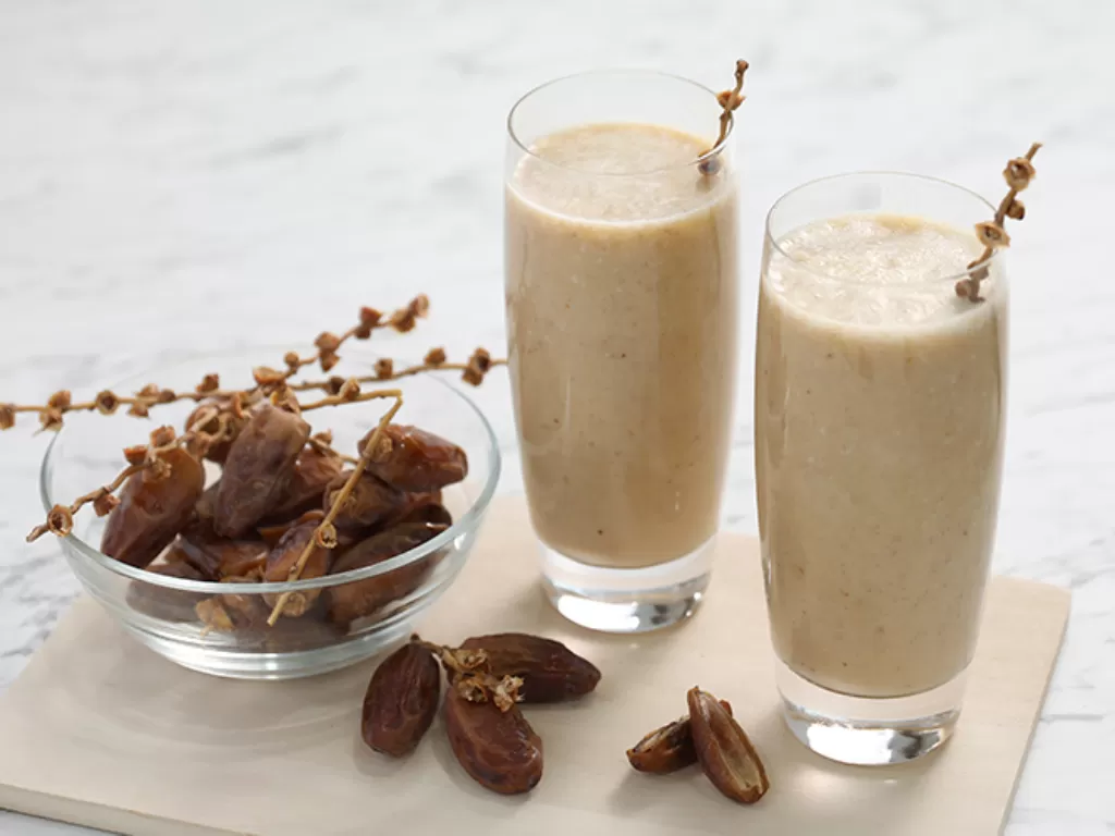 Kopi Susu Kurma: Versi Sehat dari Kopi Kekinian yang Bikin Nagih 2 Kopi Susu Kurma