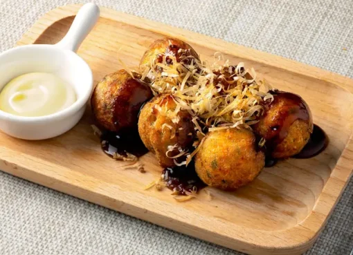 Takoyaki: Dari Makanan Pinggir Jalan Jepang Jadi Favorit Banyak Orang Takoyaki