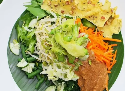 Pecel Kembang Turi: Rahasia Kenikmatan Sayur Jadul Favorit & Tips Anti Gagal Pecel Kembang Turi