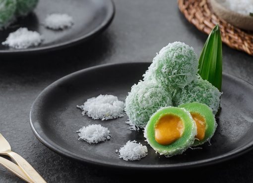 Klepon: Si Manis Tradisional yang Bikin Ketagihan, dari Pengalaman Saya Klepon