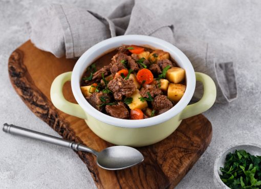 Resep Goulash: Masakan Hungaria yang Kaya Rasa dan Mudah Dibuat di Rumah Resep Goulash