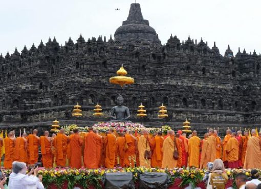 Perayaan Hari Waisak