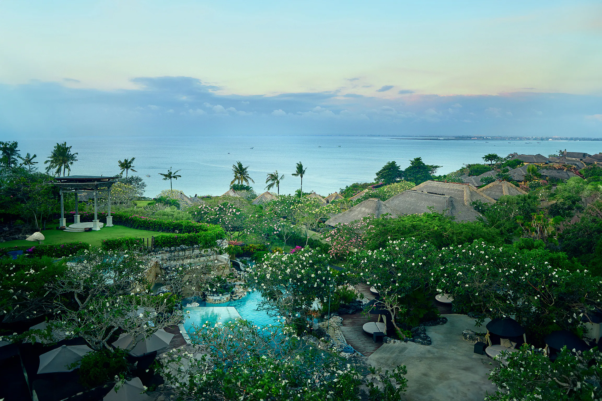 Menapaki Keajaiban Jimbaran di Ayana Resort