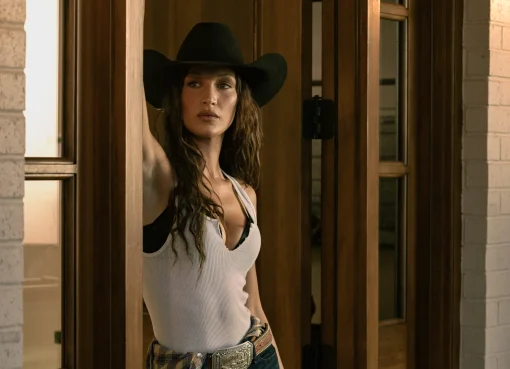 Bella Hadid: Perjalanan Elegan Seorang Ikon Mode yang Menginspirasi Dunia