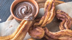 Rahasia Bikin Churros Saus Coklat Renyah ala Kafe Populer 2026