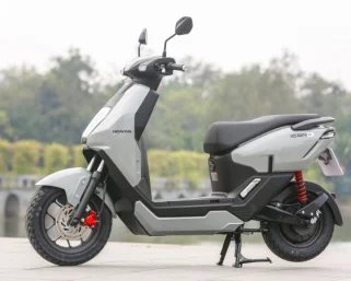 Honda ICON e: Solusi Gesit untuk Mobilitas Urban Modern