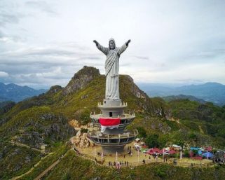 Tana Toraja, Tanah Mistis yang Menyimpan Keindahan Budaya dan Alam Sulawesi