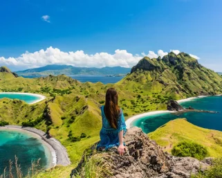 Wisata Viral Indonesia yang Wajib Masuk Daftar Liburan, Pesonanya Selalu Berhasil Memikat Hati