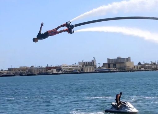 Flyboarding: Sensasi Terbang di Atas Air yang Mengubah Cara Kita Menikmati Kebebasan