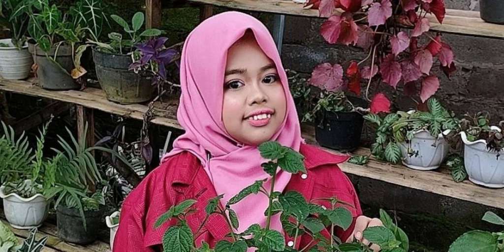 Rahmawati Kekeyi: Kisah Perjalanan, Sorotan Publik, dan Perubahan Diri yang Membentuk Inspirasi Baru 2 Rahmawati Kekeyi