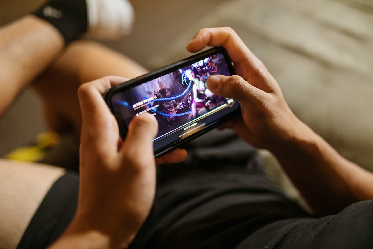 Strategi Memulai Usaha Produk Game