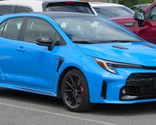 Toyota GR Corolla Hadir Membawa Sensasi Sporty yang Menggetarkan Pecinta Mobil Performa Tinggi