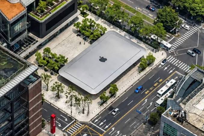 Ada MacBook Raksasa, Inovasi Unik yang Mengubah Cara Orang Melihat Laptop Modern 1 Ada MacBook Raksasa